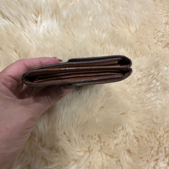Lv vintage pre owned monogram compact wallet - Picture 6 of 7